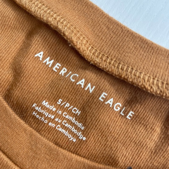 cute tee from American Eagle - Picture 2 of 2